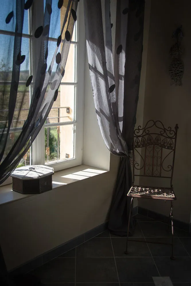 Chambres D'Hotes Au Chien Bleu Lombez 0*,  Francia